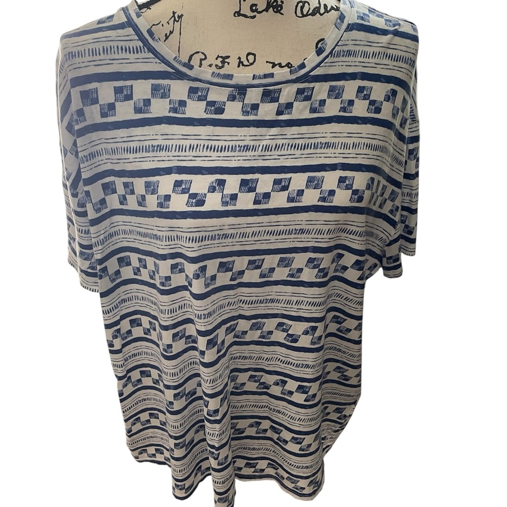 Free People NWT 100% Cotton Top Size Medium MSRP $58.00 p to p 24”